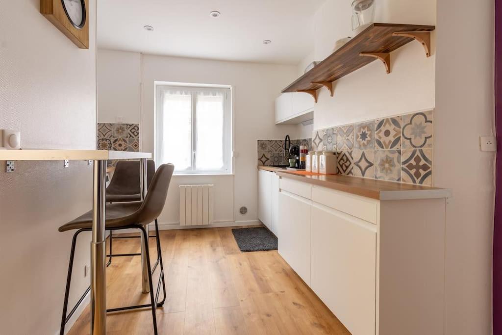 Appartement Centre Ville Calais Esterno foto